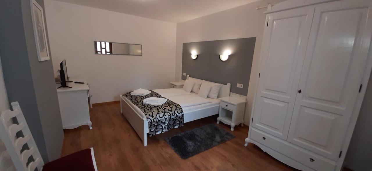Gasthof Clara Sibiu Habitación foto